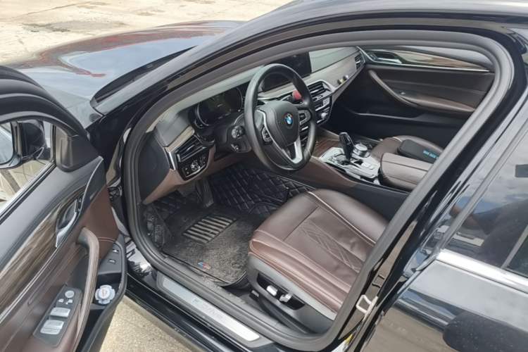 Used BMW 5 Series New Energy  Driver Seat