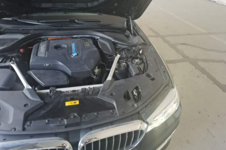 Used BMW 5 Series New Energy 2018 530Le Luxury Package Engine Bay Left
