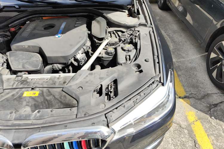 Used BMW 5 Series New Energy 2018 530Le Luxury Package Engine Bay Left