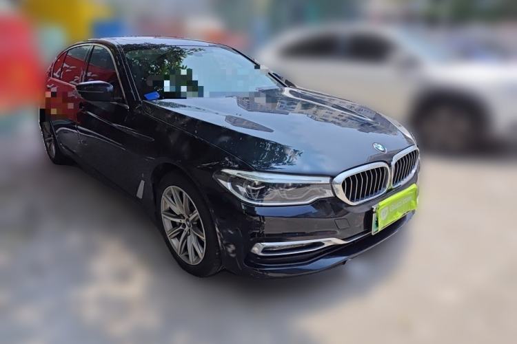 Used BMW 5 Series New Energy 2018 530Le Luxury Package Front Right 45 Deg