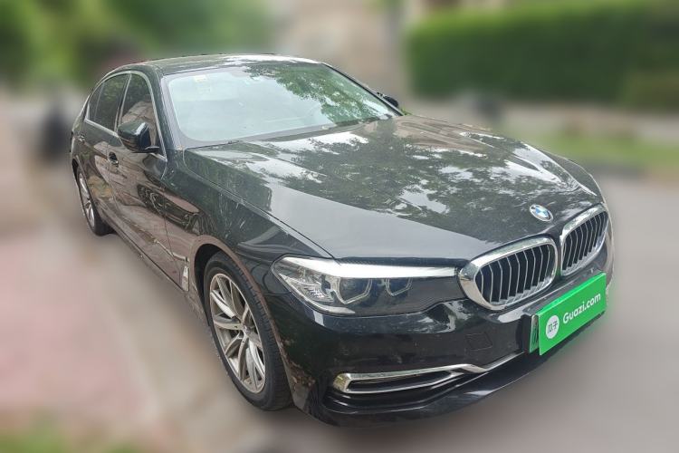 Used BMW 5 Series New Energy 2018 530Le Luxury Package Front Right 45 Deg