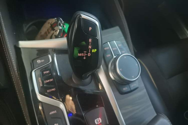 Used BMW 5 Series New Energy 2018 530Le Luxury Package Gear Lever
