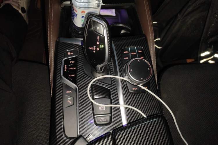 Used BMW 5 Series New Energy 2018 530Le Luxury Package Gear Lever