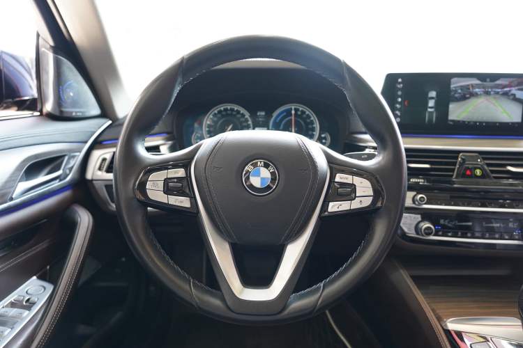 Used BMW 5 Series New Energy 2018 530Le Luxury Package Interior 3