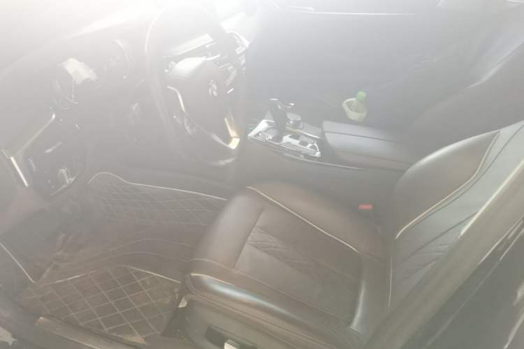 Used BMW 5 Series New Energy 2018 530Le Luxury Package Left Front Seat