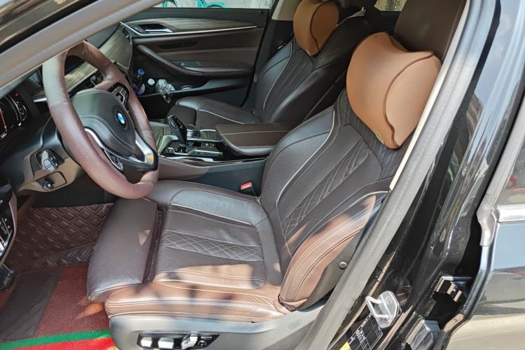 Used BMW 5 Series New Energy 2018 530Le Luxury Package Left Front Seat