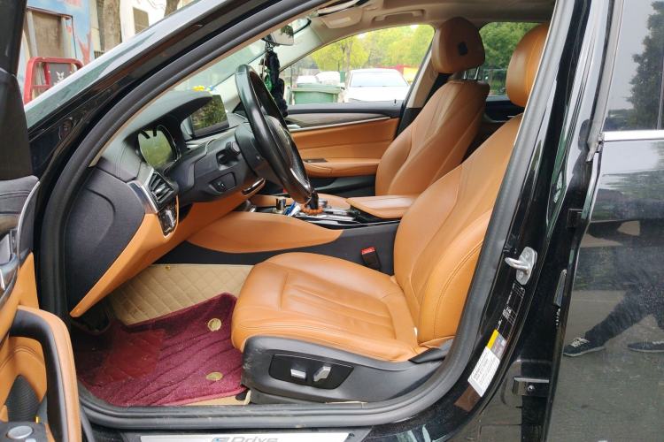 Used BMW 5 Series New Energy 2018 530Le Luxury Package Left Front Seat