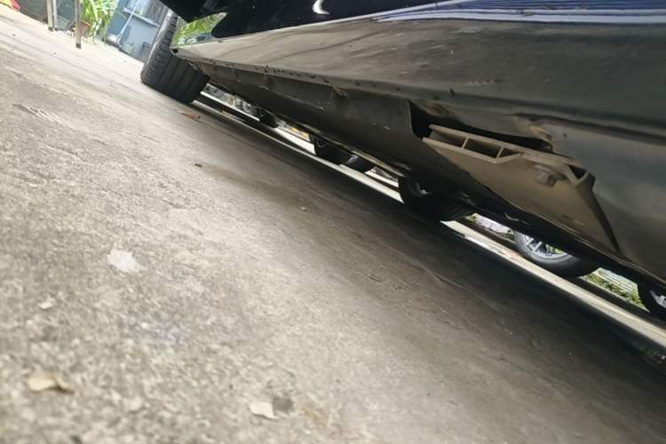 Used BMW 5 Series New Energy 2018 530Le Luxury Package Left Side Sill