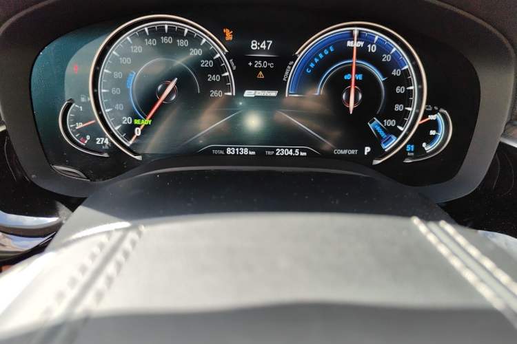 Used BMW 5 Series New Energy 2018 530Le Luxury Package Odometer Close Up