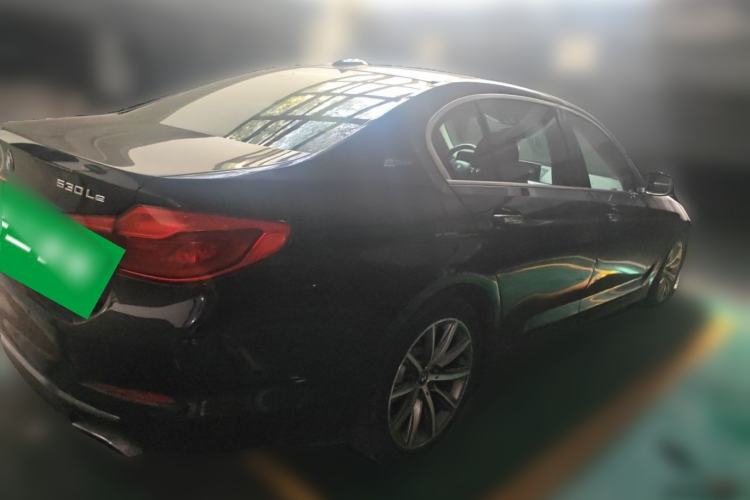 Used BMW 5 Series New Energy 2018 530Le Luxury Package Rear Right 45 Deg
