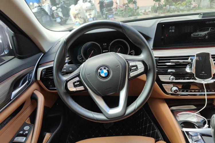 Used BMW 5 Series New Energy 2018 530Le Luxury Package Steering Wheel