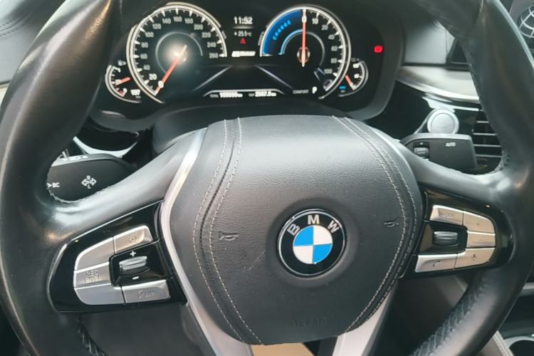 Used BMW 5 Series New Energy 2018 530Le Luxury Package Steering Wheel
