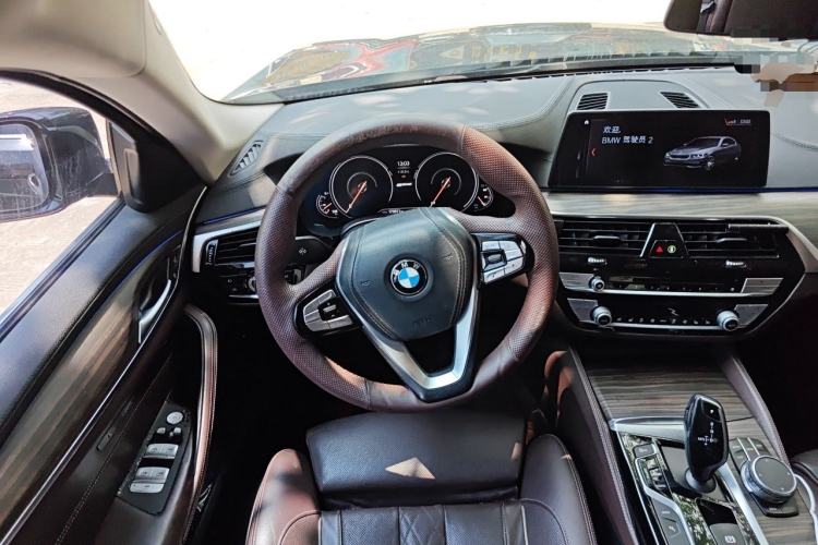Used BMW 5 Series New Energy 2018 530Le Luxury Package Steering Wheel