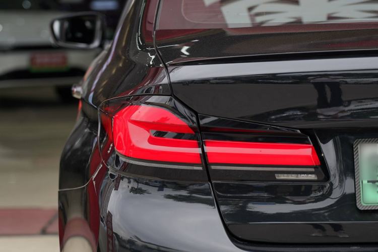Used BMW 5 Series New Energy 2018 530Le Luxury Package Trunk