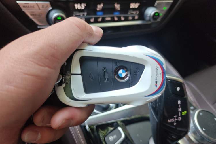 Used BMW 5 Series New Energy 2018 530Le Luxury Package Vehicle Key