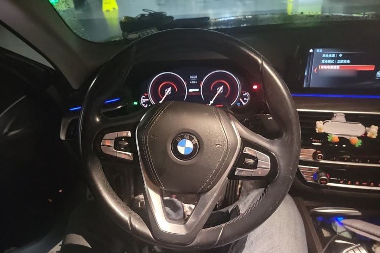 Used BMW 5 Series New Energy 2018 530Le Luxury Package Steering Wheel