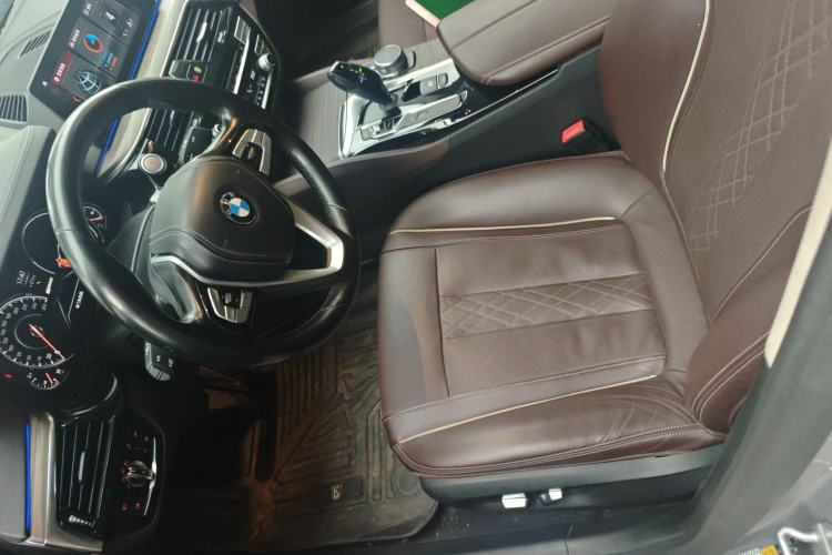 Used BMW 5 Series New Energy 2018 530Le Luxury Package Left Front Seat