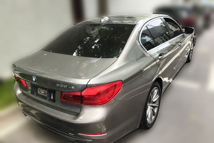 Used BMW 5 Series New Energy 2018 530Le Luxury Package Rear Right 45 Deg