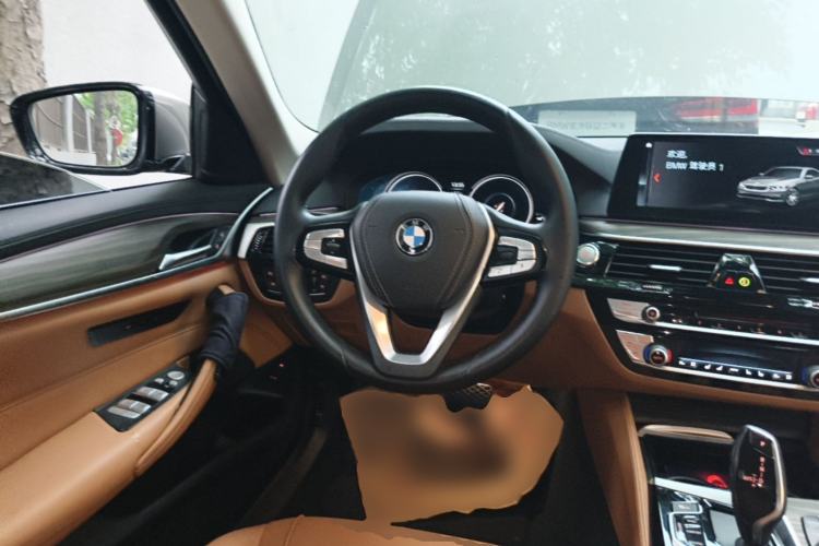 Used BMW 5 Series New Energy 2018 530Le Luxury Package Steering Wheel