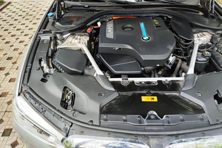 Used BMW 5 Series New Energy 2018 530Le Luxury Package Engine Bay Right