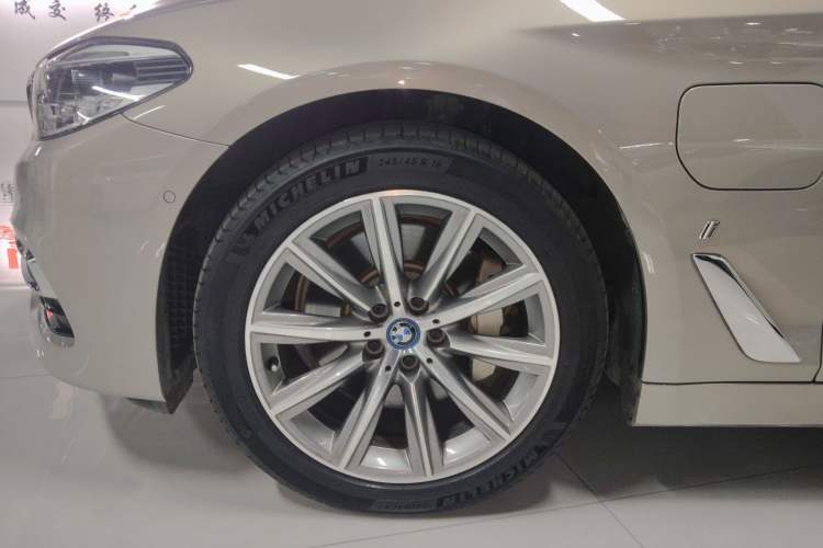 Used BMW 5 Series New Energy 2018 530Le Luxury Package Exterior 1