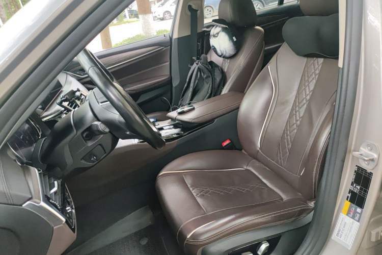 Used BMW 5 Series New Energy 2018 530Le Luxury Package Left Front Seat