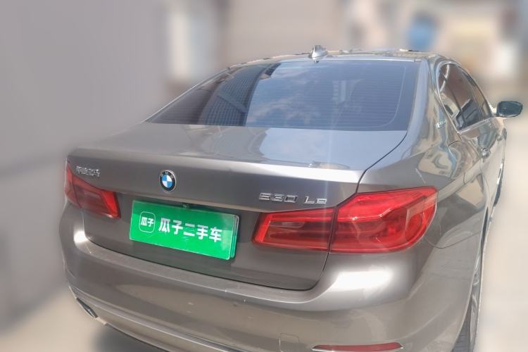 Used BMW 5 Series New Energy 2018 530Le Luxury Package Rear Right 45 Deg