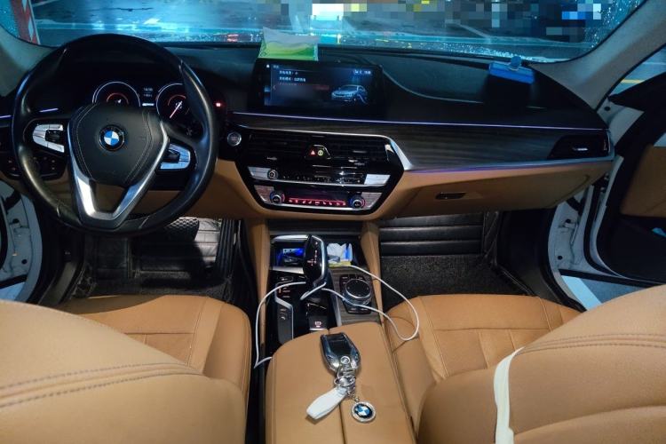 Used BMW 5 Series New Energy 2018 530Le Luxury Package Center Console