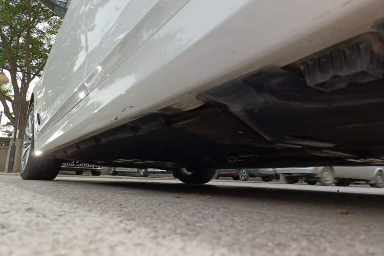 Used BMW 5 Series New Energy 2018 530Le Luxury Package Chassis Rear Left
