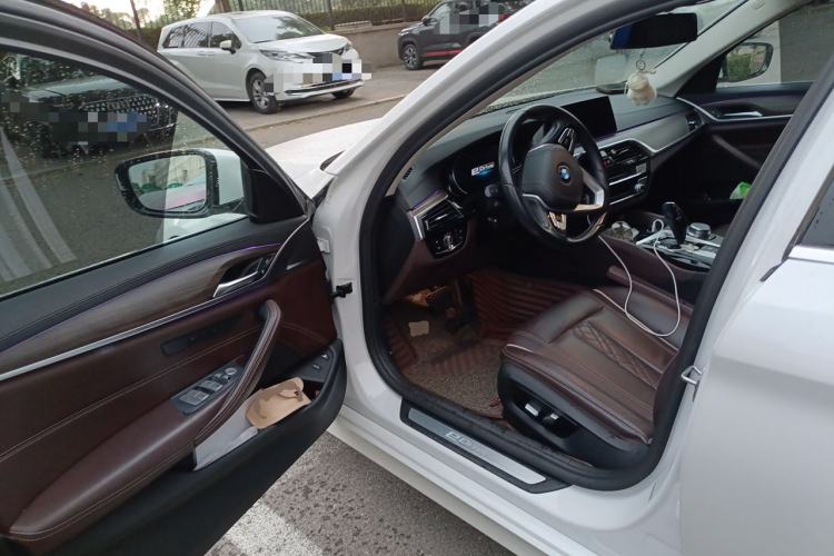 Used BMW 5 Series New Energy 2018 530Le Luxury Package Driver Seat