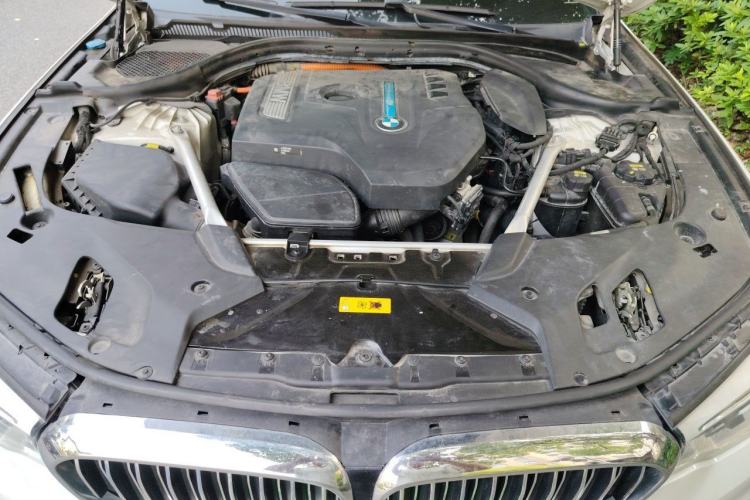 Used BMW 5 Series New Energy 2018 530Le Luxury Package Engine Bay