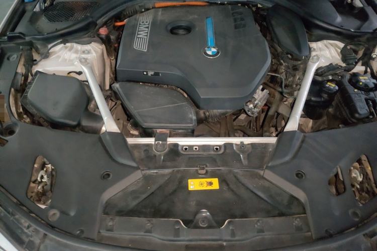 Used BMW 5 Series New Energy 2018 530Le Luxury Package Engine Bay