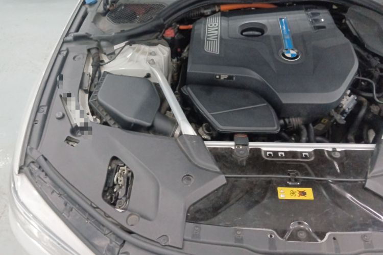 Used BMW 5 Series New Energy 2018 530Le Luxury Package Engine Bay Right