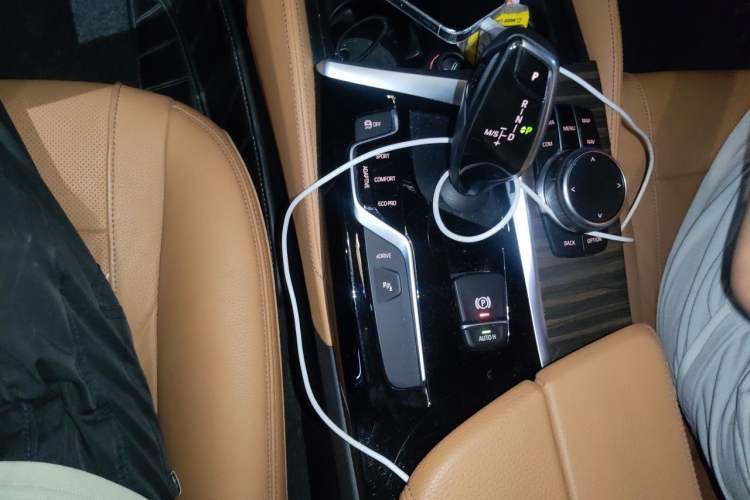 Used BMW 5 Series New Energy 2018 530Le Luxury Package Gear Lever