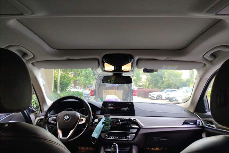 Used BMW 5 Series New Energy 2018 530Le Luxury Package Headliner