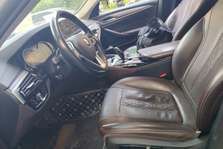 Used BMW 5 Series New Energy 2018 530Le Luxury Package Left Front Seat