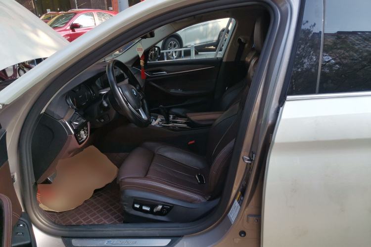 Used BMW 5 Series New Energy 2018 530Le Luxury Package Left Front Seat