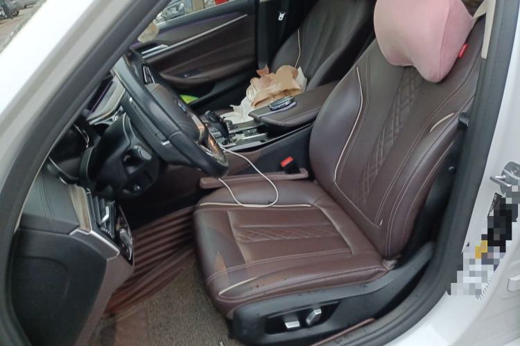 Used BMW 5 Series New Energy 2018 530Le Luxury Package Left Front Seat