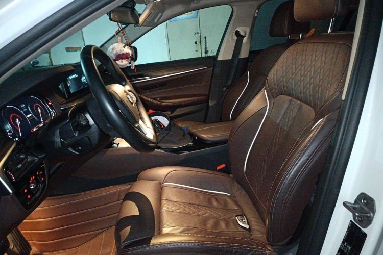 Used BMW 5 Series New Energy 2018 530Le Luxury Package Left Front Seat