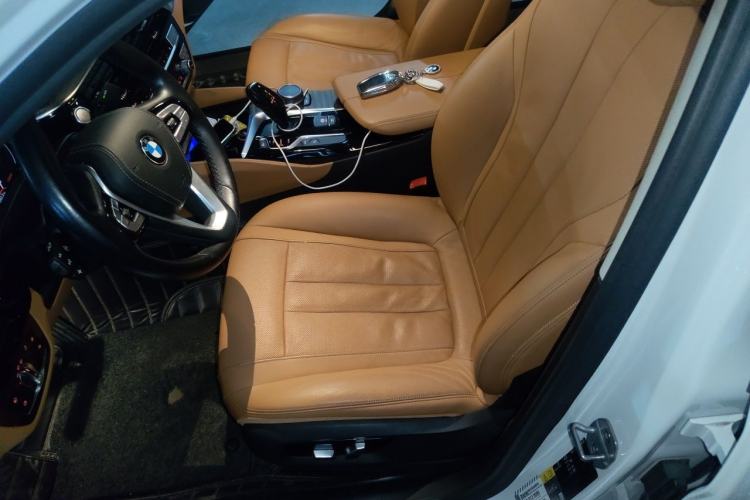 Used BMW 5 Series New Energy 2018 530Le Luxury Package Left Front Seat