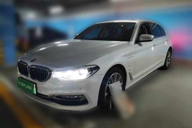 BMW 5 Series New Energy 2018 530Le Luxury Package usata