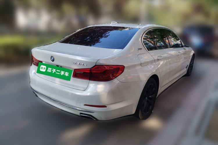 Used BMW 5 Series New Energy 2018 530Le Luxury Package Rear Right 45 Deg
