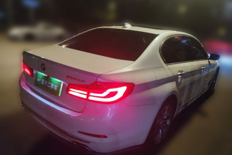 Used BMW 5 Series New Energy 2018 530Le Luxury Package Rear Right 45 Deg