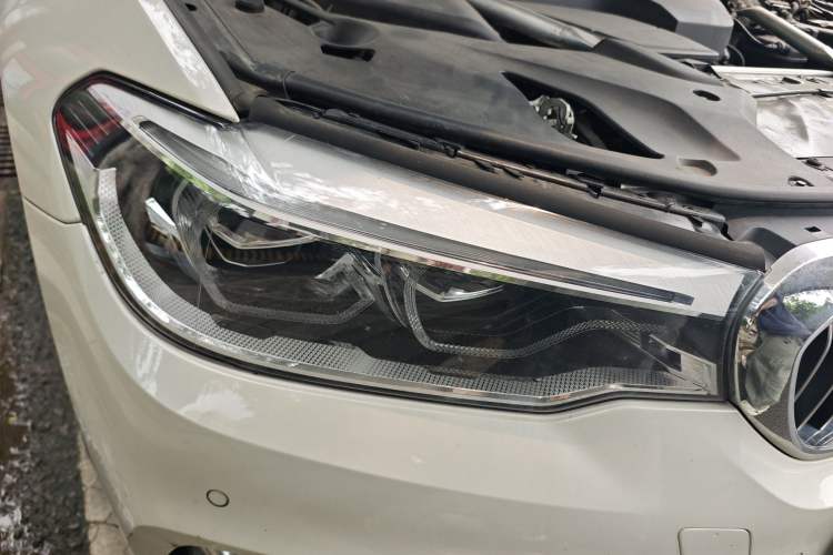 Used BMW 5 Series New Energy 2018 530Le Luxury Package Right Front Headlight