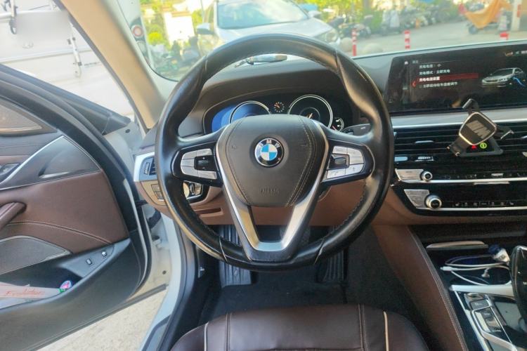Used BMW 5 Series New Energy 2018 530Le Luxury Package Steering Wheel