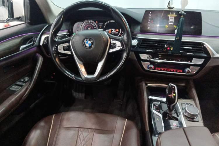 Used BMW 5 Series New Energy 2018 530Le Luxury Package Steering Wheel