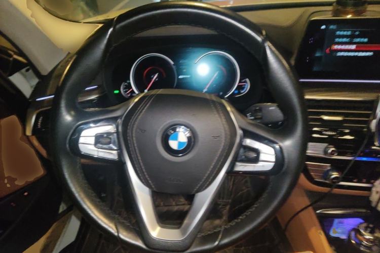 Used BMW 5 Series New Energy 2018 530Le Luxury Package Steering Wheel