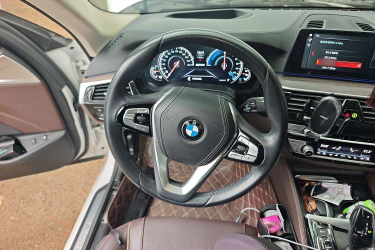 Used BMW 5 Series New Energy 2018 530Le Luxury Package Steering Wheel