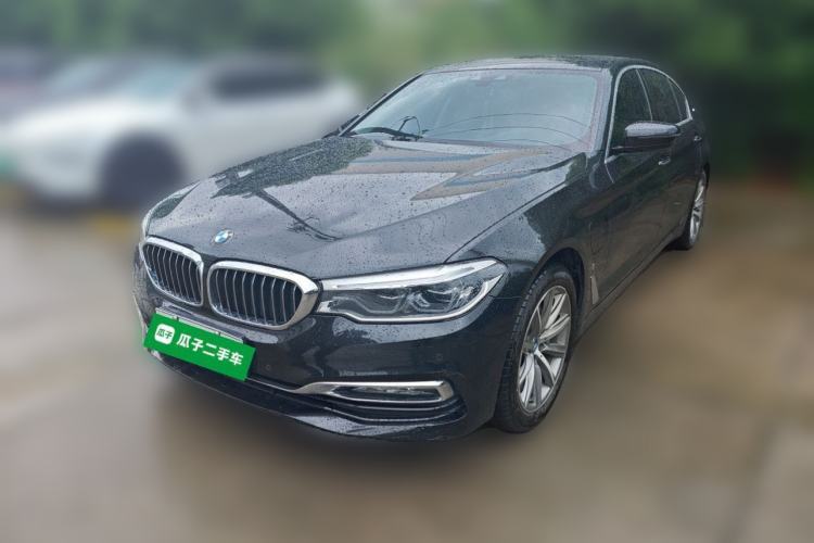 Used BMW 5 Series New Energy 2019 530Le Luxury Package Guazi used car, China used car export, Used car for sale, Used BMW cars, Cheapest cars for sale