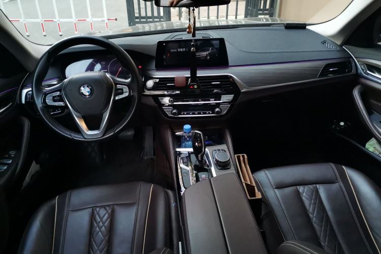 Used BMW 5 Series New Energy 2019 530Le Luxury Package Center Console